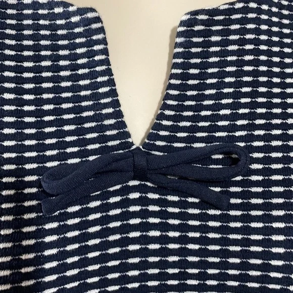 Talbots Petites Navy and White Bow Accent 3/4 Sleeve Top MP - Picture 3 of 16